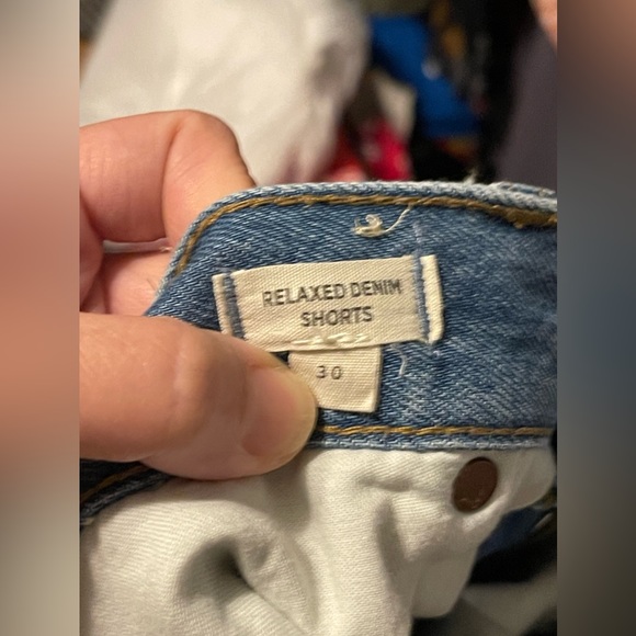 Madewell Relaxed Denim Distressed shorts size 30 - Picture 6 of 6